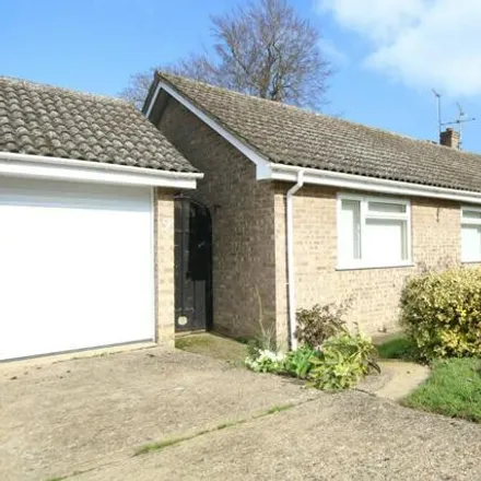 Buy this 3 bed house on unnamed road in Claydon, IP6 0AQ