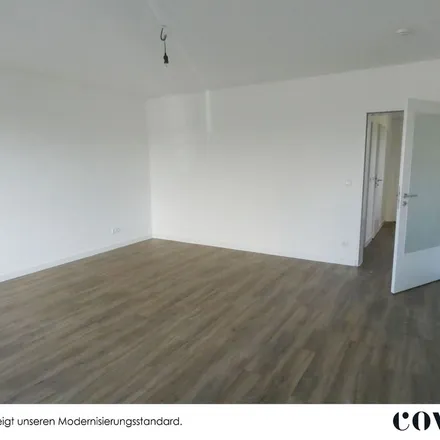 Rent this 2 bed apartment on Steinbeker Marktstraße 43c in 22117 Hamburg, Germany