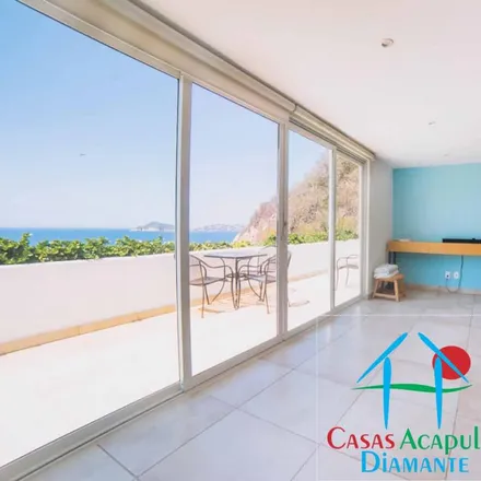 Buy this 3 bed apartment on Calle Navegantes in Brisas del Marqués, 39300 Acapulco