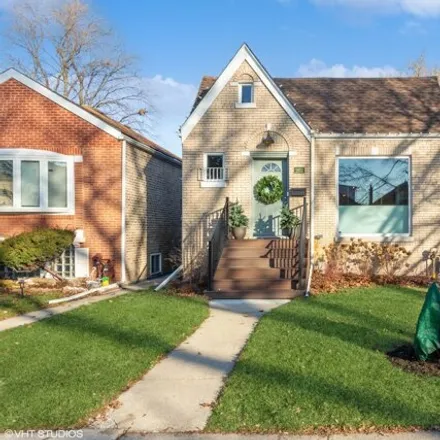 Rent this 3 bed house on 2851 North Major Avenue in Chicago, IL 60630
