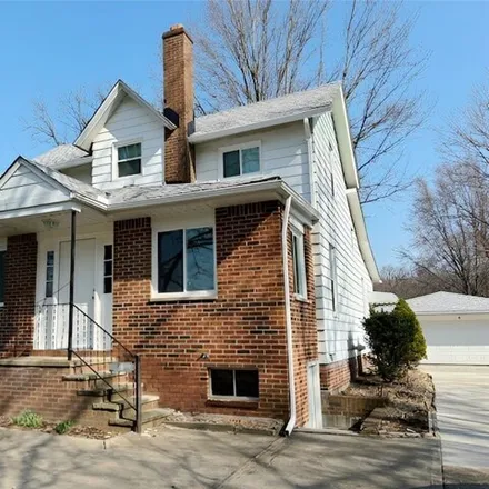 Buy this 3 bed house on 6045 Barton Road in North Olmsted, OH 44070