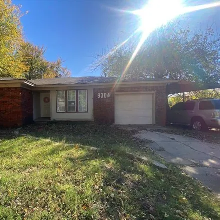 Buy this 3 bed house on 9316 Northeast 11th Street in Midwest City, OK 73130