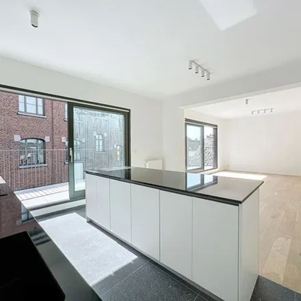 Rent this 4 bed apartment on Rue Notre-Dame du Sommeil - Onze-Lieve-Vrouw van Vaakstraat 11 in 1000 Brussels, Belgium