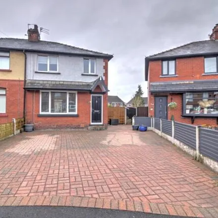 Buy this 3 bed duplex on Beech Avenue in Bolton, Lancashire