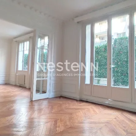 Rent this 4 bed apartment on 12 Avenue du Colonel Bonnet in 75016 Paris, France