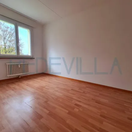 Rent this 4 bed apartment on Flachserenweg 6 in 2560 Nidau, Switzerland