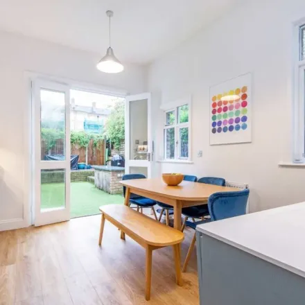 Rent this 3 bed apartment on 67 Tabley Road in London, N7 0NQ