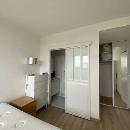 Rent this 4 bed apartment on Rue Henri Ghesquière in 59170 Croix, France