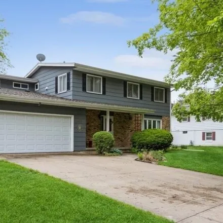 Buy this 5 bed house on 2507 Princeton Road in Iowa City, IA 52245
