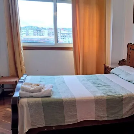 Rent this 4 bed condo on Vilagarcía de Arousa in Rúa Leiras, 36600 Vilagarcía de Arousa