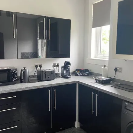 Rent this 2 bed apartment on Renfrewshire in PA4 0RY, United Kingdom