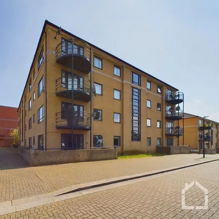 Rent this 2 bed apartment on Albion Place in Milton Keynes, MK9 4AJ