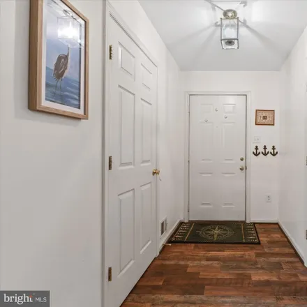 Image 3 - 701 Horse Chestnut Court, Odenton, MD 21113, USA - Townhouse for sale