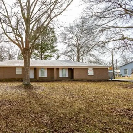 Buy this 3 bed house on 167 Sycamore Avenue in Richton, Perry County