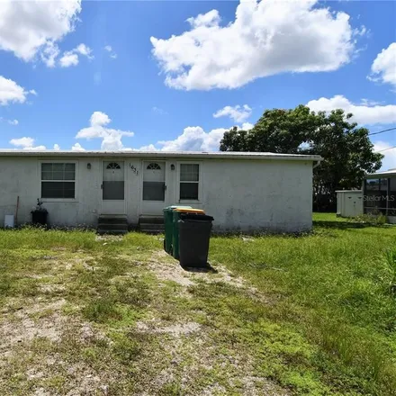 Buy this 2 bed house on 1631 Hickory Avenue in Punta Gorda, FL 33950