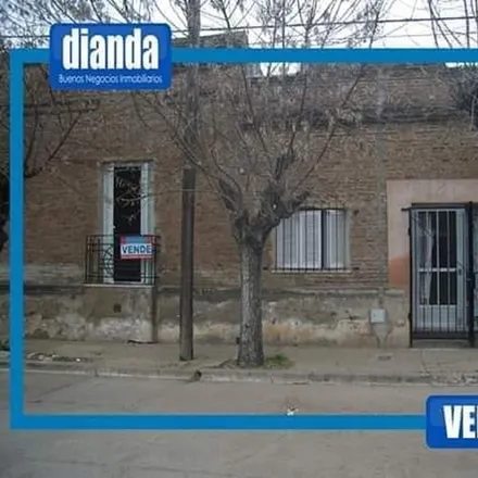 Buy this studio house on Cornelio Saavedra 45 in Departamento Constitución, Municipio de Empalme Villa Constitución