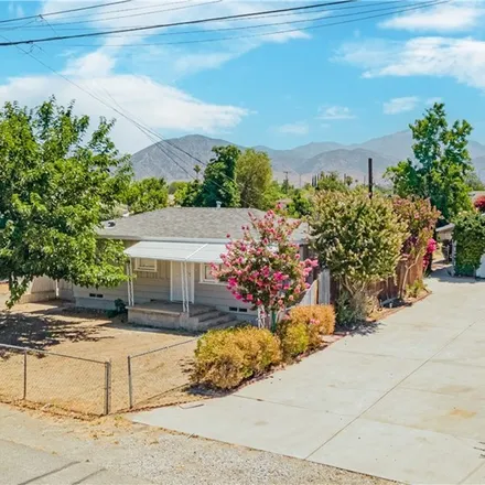 Image 1 - 1376 Olivine Avenue, Mentone, San Bernardino County, CA 92359, USA - House for sale
