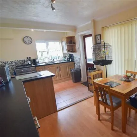 Image 3 - Whinney Bank, Mansfield Woodhouse, NG19 9DL, United Kingdom - Duplex for sale