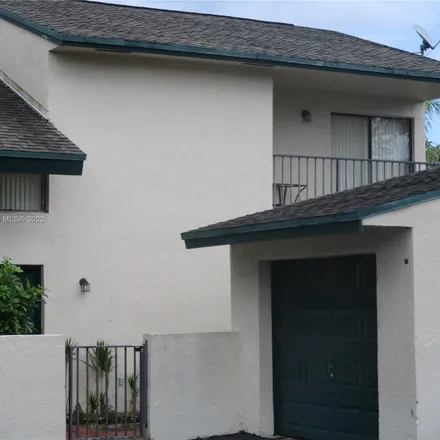 Image 2 - Southwest 72nd Street @ OP # 10855, Southwest 72nd Street, Kendall, FL 33183, USA - Townhouse for rent