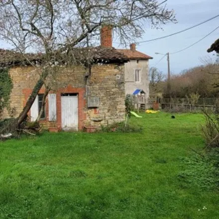 Image 3 - Lizant, Vienne, France - House for sale