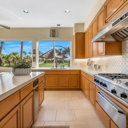 Rent this 4 bed apartment on 49398 Montana Way in La Quinta, CA 92253