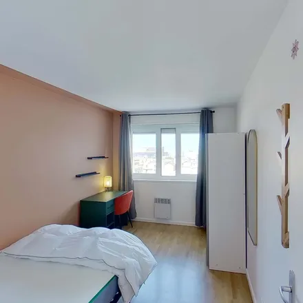 Image 3 - 22 Rue des Cailloux, 92110 Clichy, France - Room for rent