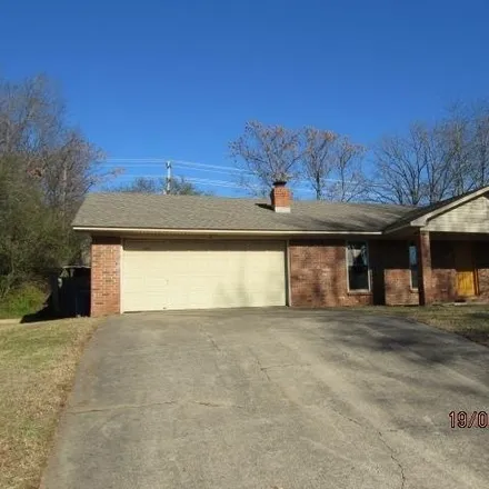 Rent this 3 bed house on Tyler Street in Conway, AR 72034