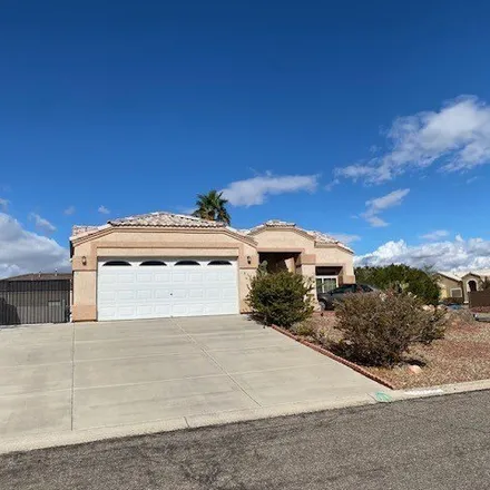 Image 2 - 1853 Fairway Drive, Mohave Valley, AZ 86426, USA - House for sale