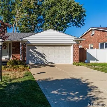Image 2 - 26680 Lawrence Drive, Dearborn Heights, MI 48127, USA - House for sale