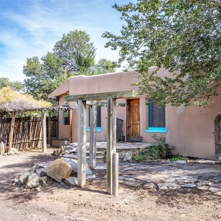 Image 2 - Moonbow, Turquoise Trail NM-14, Madrid, Santa Fe County, NM 87010, USA - House for sale
