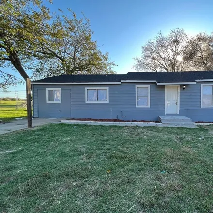 Buy this 4 bed house on 1035 Manning Street in Grand Prairie, TX 75051