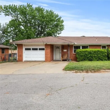 Buy this 3 bed house on 1030 North Randall Road in Weatherford, OK 73096