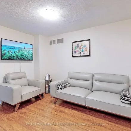 Image 2 - 5 Robert Hicks Drive, Toronto, ON M3H 5K8, Canada - Apartment for rent