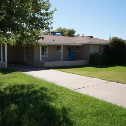 Rent this 3 bed house on 7582 North 18th Avenue in Phoenix, AZ 85021