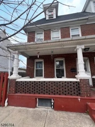 Rent this 1 bed house on 306 Spruce Alley in Phillipsburg, NJ 08865