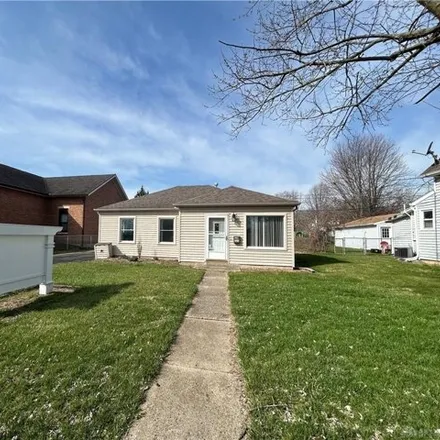 Buy this 2 bed house on Earl Heck Community Center in Herr Street, Englewood