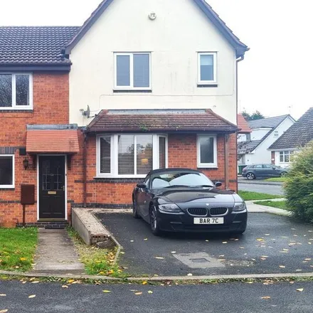 Rent this 2 bed townhouse on The Briars in Hagley, DY9 0GB