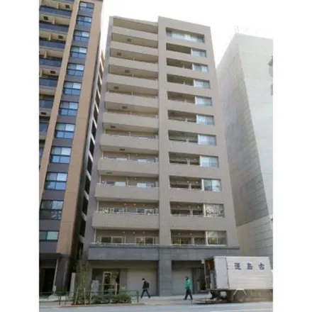 Rent this 1 bed apartment on FamilyMart in Yasukuni-dori, Ichigaya-Hachimancho