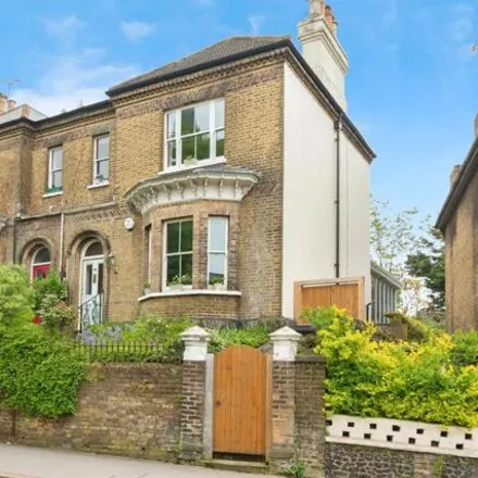 Buy this 3 bed duplex on 77 St. Peter's Road in London, CR0 1HS