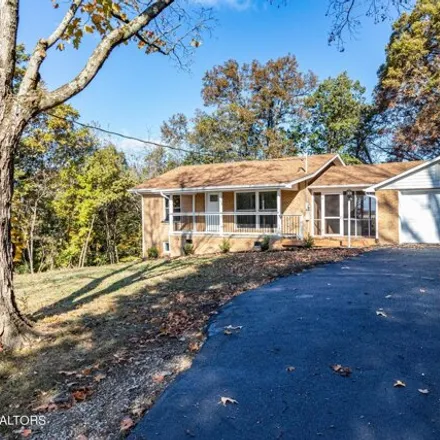 Buy this 4 bed house on 2960 Sinking Springs Road in Knox County, TN 37914