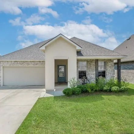 Rent this 4 bed house on unnamed road in University Shadows, East Baton Rouge Parish