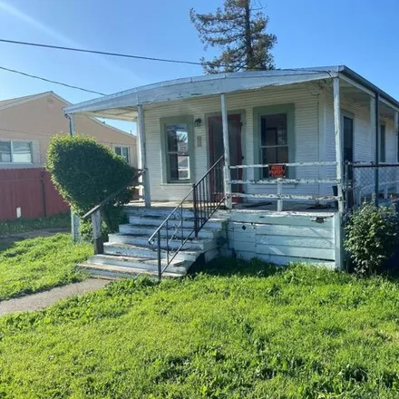 Buy this 1 bed house on 325 Thomas Avenue in Vallejo, CA 94590