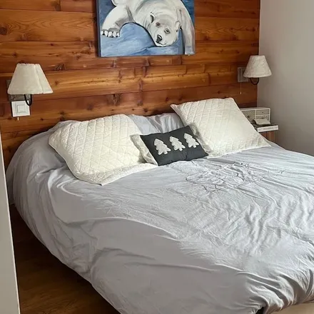 Rent this 3 bed apartment on Le Monêtier-les-Bains in Peyre Foucheras, Route de Grenoble