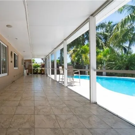 Image 5 - 1190 Grant Street, Hollywood, FL 33019, USA - House for sale
