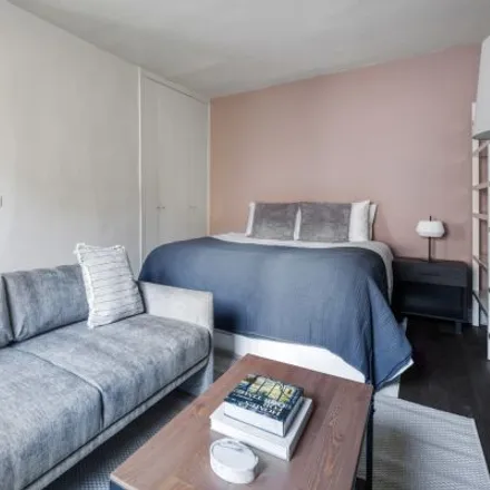 Image 3 - 9 Rue du Gros Caillou, 75007 Paris, France - Apartment for rent