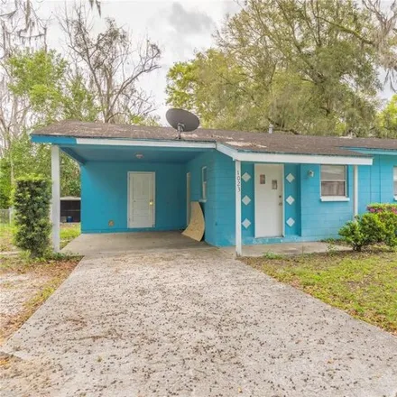 Rent this 2 bed house on Church of Christ in Southeast 10th Avenue, Gainesville