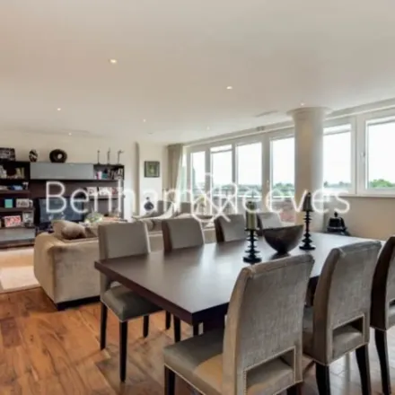Image 6 - The Hodford Road Surgery, 73 Hodford Road, Childs Hill, London, NW11 8NH, United Kingdom - Apartment for rent