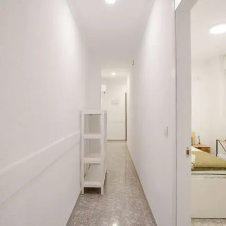 Image 3 - Carrer de l'Imatger Bussi, 46022 Valencia, Spain - Apartment for rent
