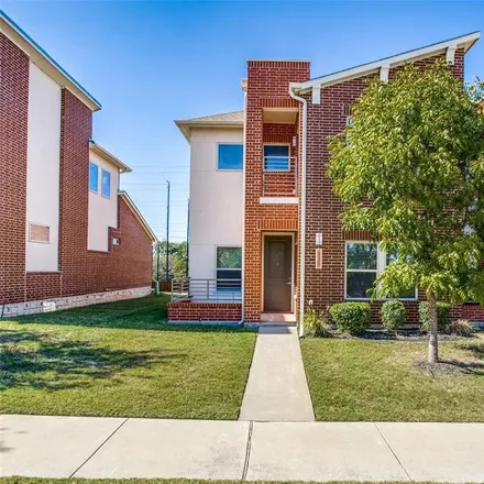 Rent this 3 bed townhouse on 466 Tonga Street in Dallas, TX 75203