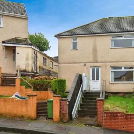 Buy this 3 bed duplex on Pearson Crescent in Glyncoch, CF37 3AS